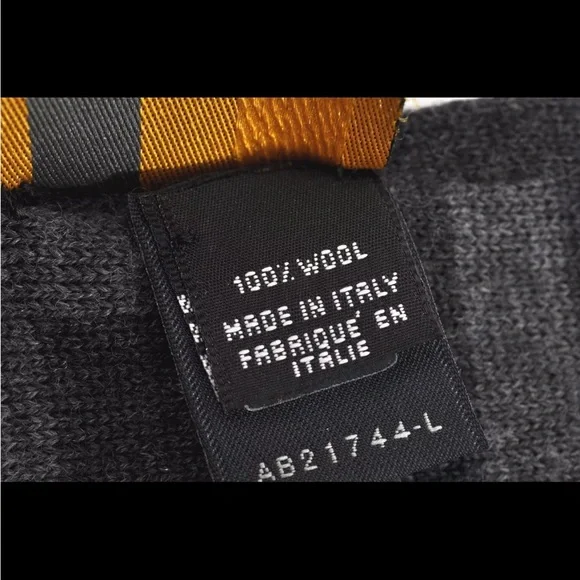 Authentic Fendi scarf Woolen Scarf - Picture 4 of 12